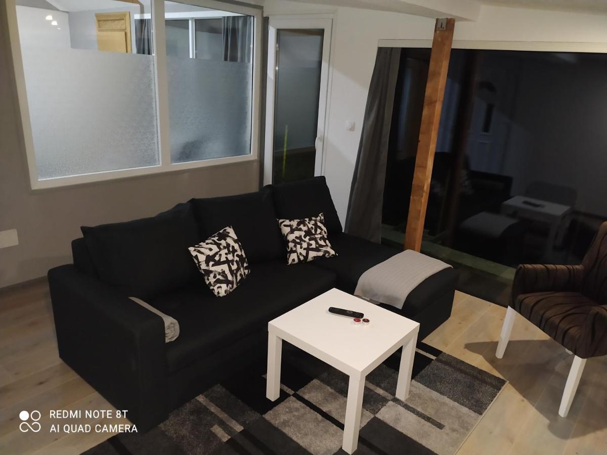 Lenilenii Bungalows Jajce Zewnętrze zdjęcie